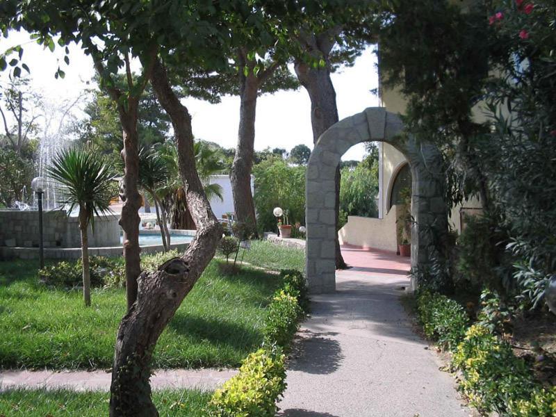 Albergo Villa Hibiscus Forio di Ischia Exterior foto